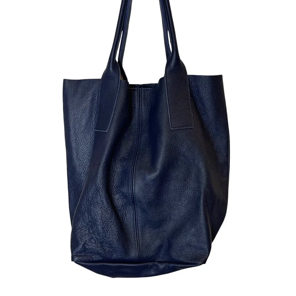 Leather Tote Navy Shoulder bag Burse In Pelle With Tassel Charm Zip Pouch Italy - Picture 3 of 8